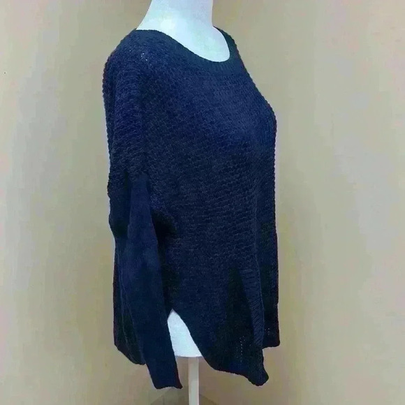 Toro Vince Camuto Royal Blue Sweater with Front Pocket - Picture 4 of 9